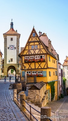 20251013-b0bji 20251013-b0bji