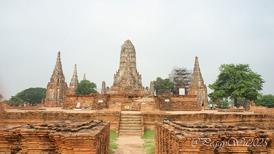 20251013-bp9je 20251013-bp9je