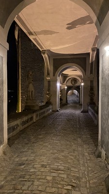 20251013-hmh6n 20251013-hmh6n