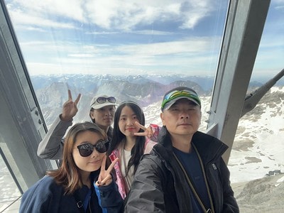 20251013-j6oo0 20251013-j6oo0