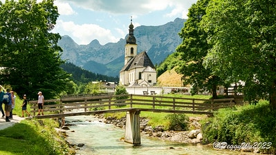 20251013-kqmjw 20251013-kqmjw