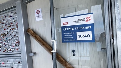 20251013-kxi2h 20251013-kxi2h