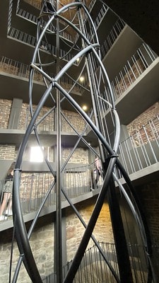 20251013-l7loi 20251013-l7loi