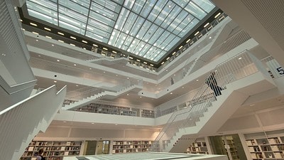 20251013-mujkv 20251013-mujkv