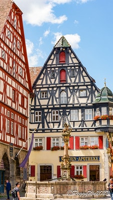 20251013-n2b49 20251013-n2b49