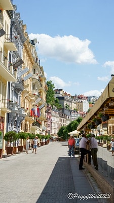 20251013-n62cb 20251013-n62cb