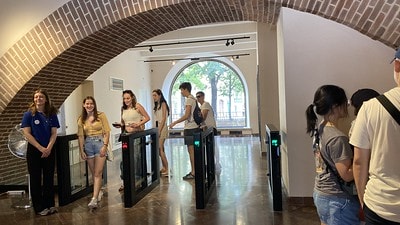 20251013-uhvbj 20251013-uhvbj