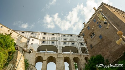 20251013-w7spz 20251013-w7spz