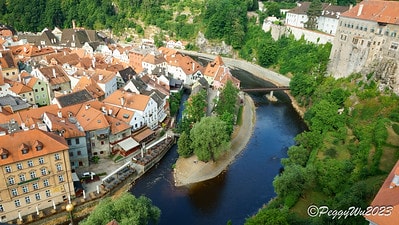 20251013-x2sqq 20251013-x2sqq