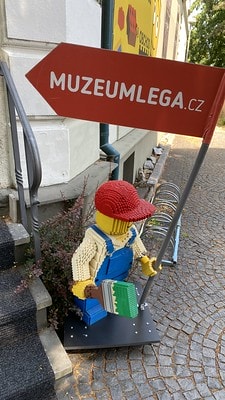 20251013-yi14h 20251013-yi14h