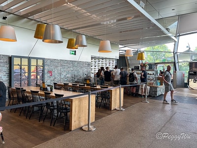 20251013-6vhbj 20251013-6vhbj