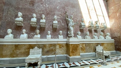 20251013-hyl6q 20251013-hyl6q