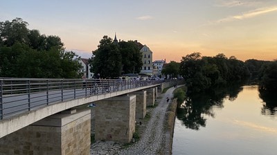 20251013-u29j8 20251013-u29j8