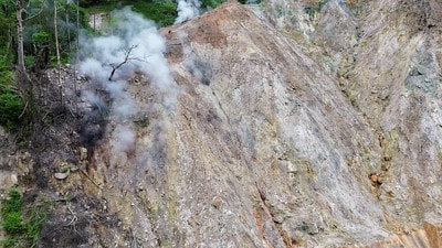 20251013-y9pwx 20251013-y9pwx