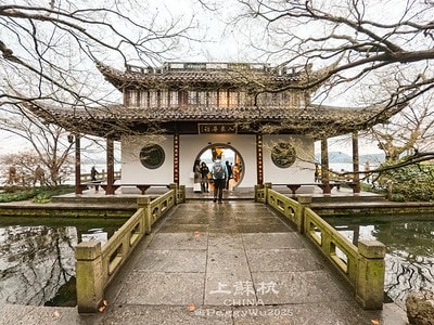 20251013-6lqnz 20251013-6lqnz