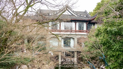 20251013-eb6al 20251013-eb6al