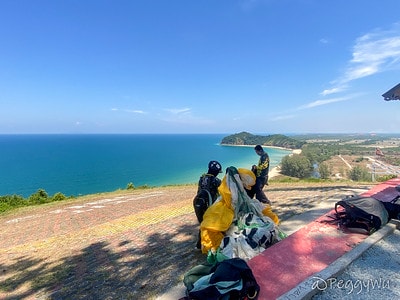 20251013-iob9s 20251013-iob9s