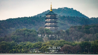 20251013-lx47z 20251013-lx47z