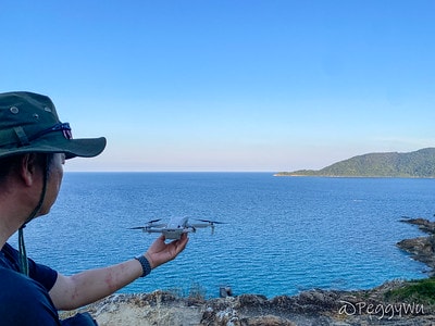 20251013-qrm9e 20251013-qrm9e