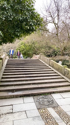 20251013-uunjh 20251013-uunjh