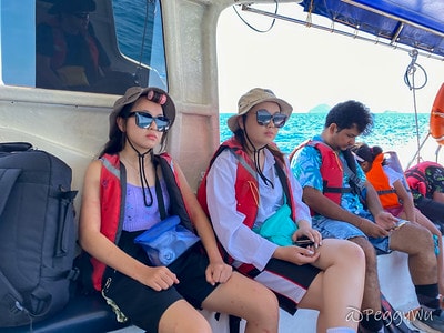 20251013-wb2z6 20251013-wb2z6