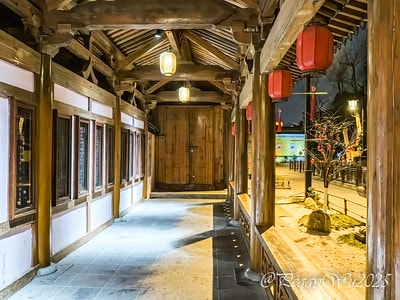 20251013-1nht5 20251013-1nht5