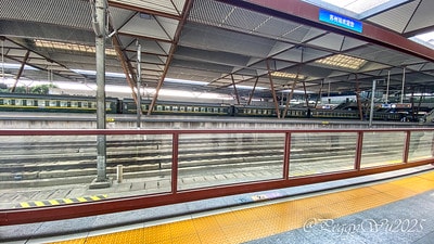 20251013-3f3oe 20251013-3f3oe