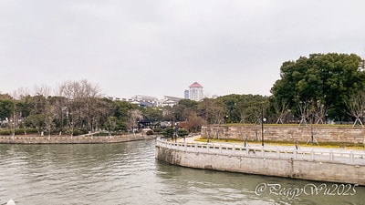 20251013-evge9 20251013-evge9