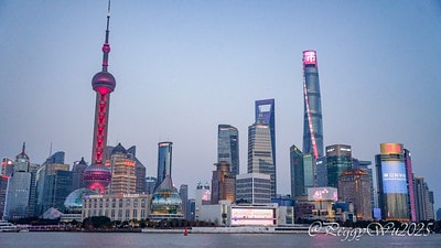 20251013-h693l 20251013-h693l