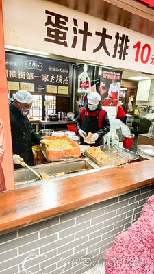 20251013-oz31l 20251013-oz31l