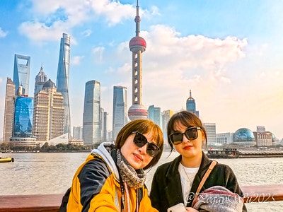 20251013-z5gea 20251013-z5gea